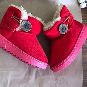 Girls boots